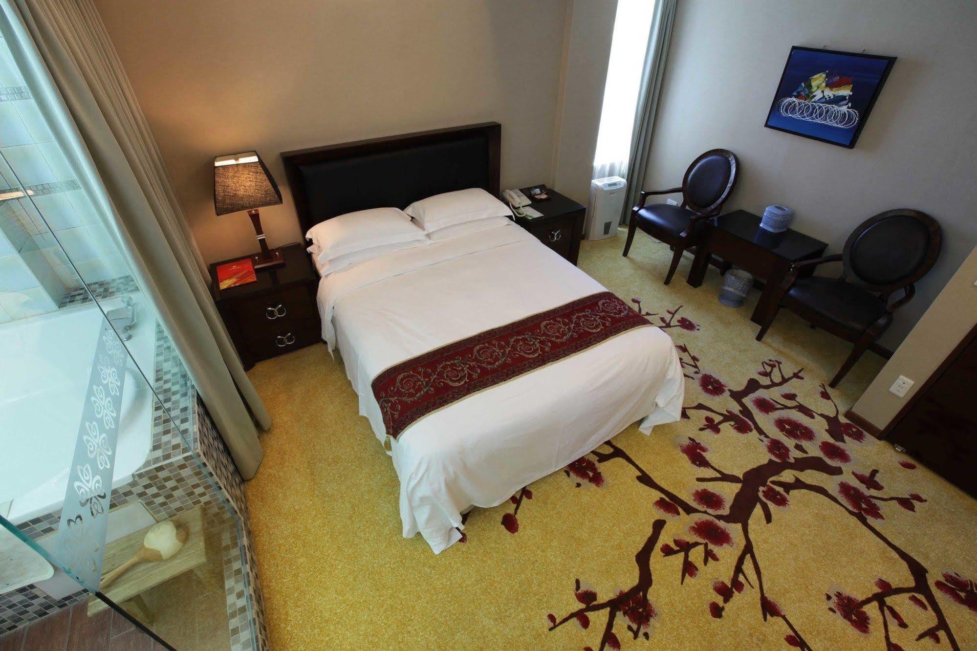 Art Spa Hotel Yilan Exterior photo