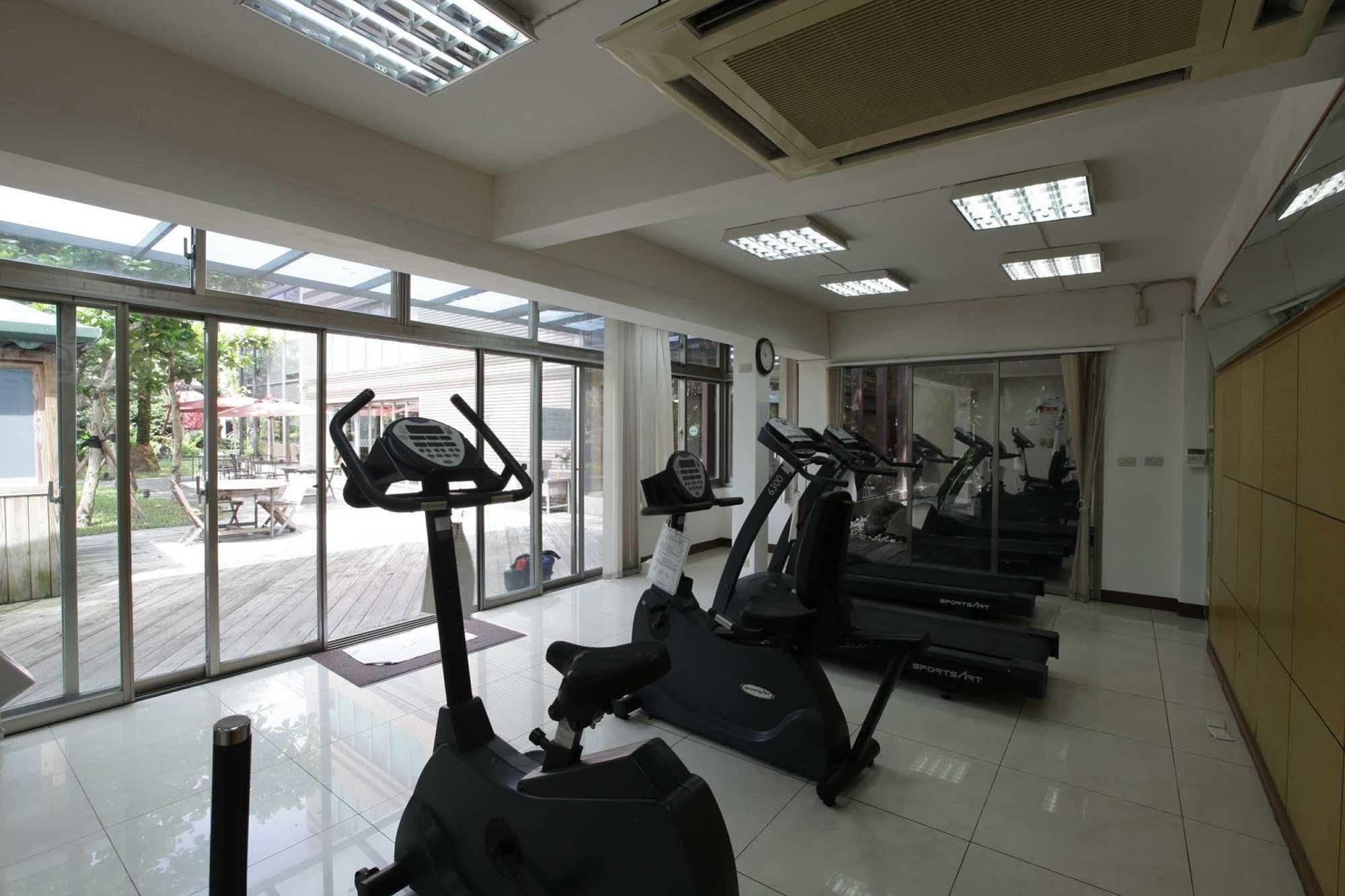 Art Spa Hotel Yilan Exterior photo